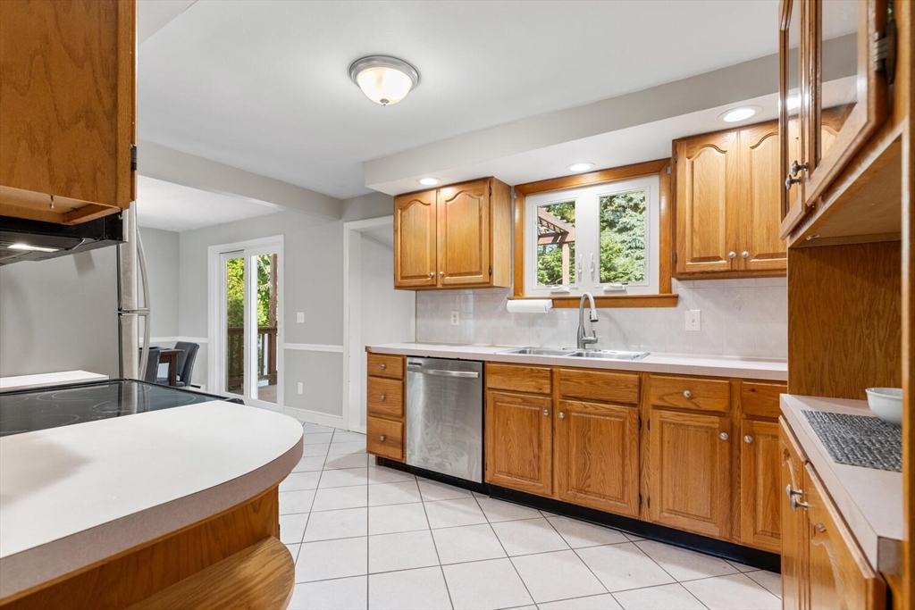 34 Sycamore Rd