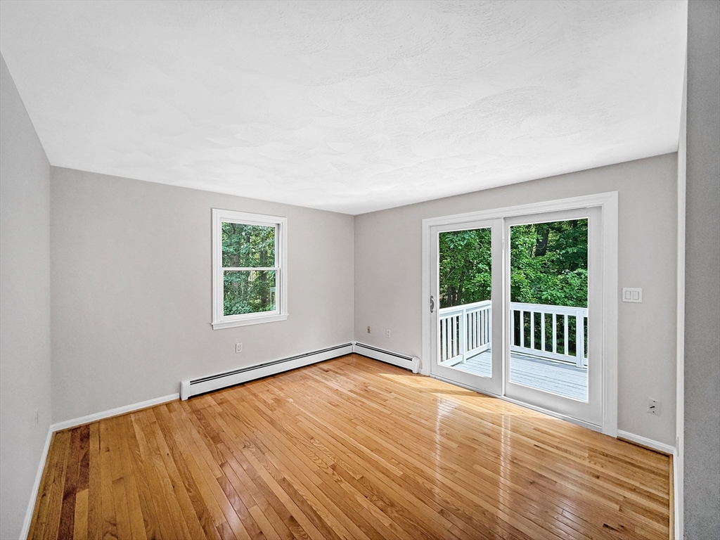 21 Burnside Ln