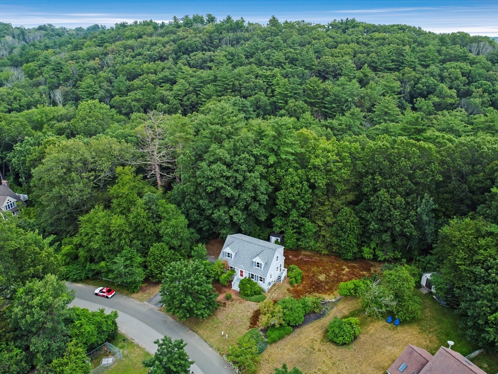 21 Burnside Ln