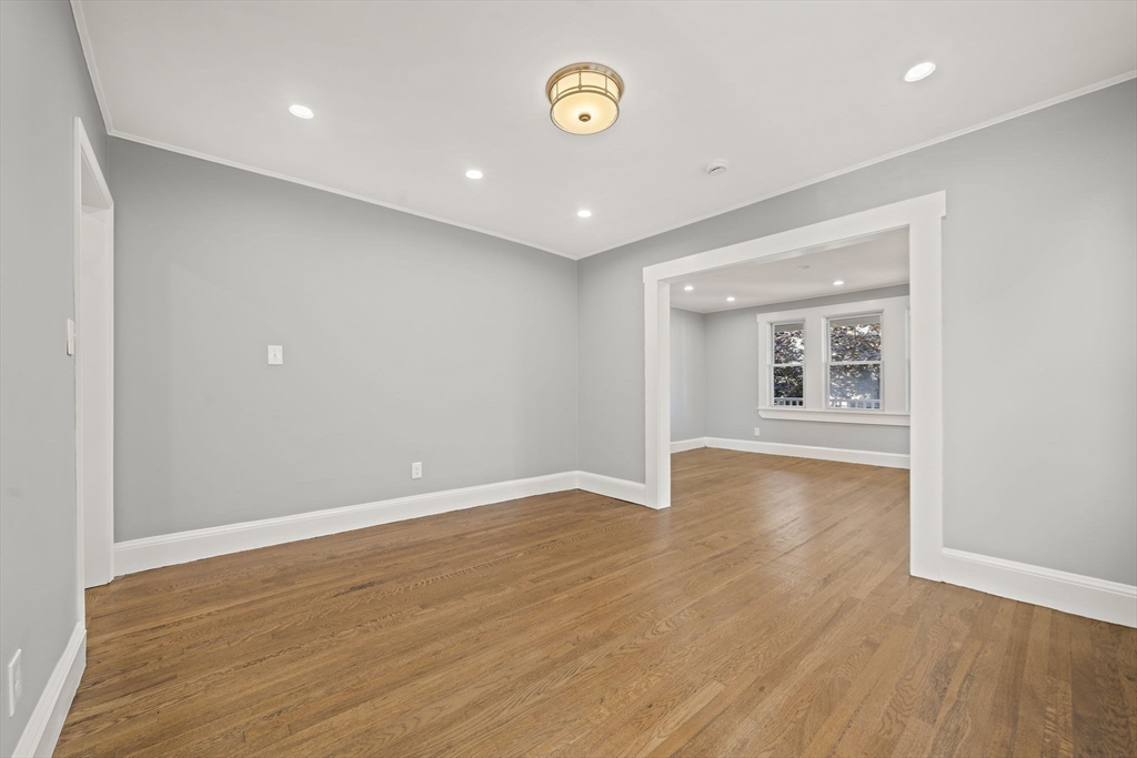 38-40 Governor Winthrop Rd