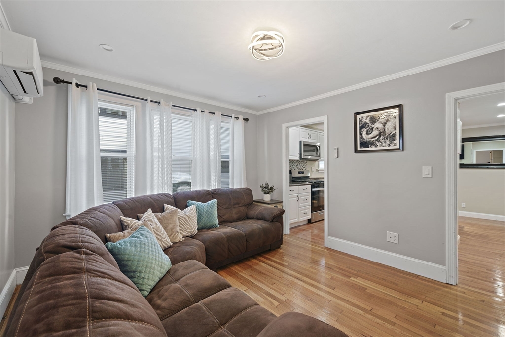 38-40 Governor Winthrop Rd
