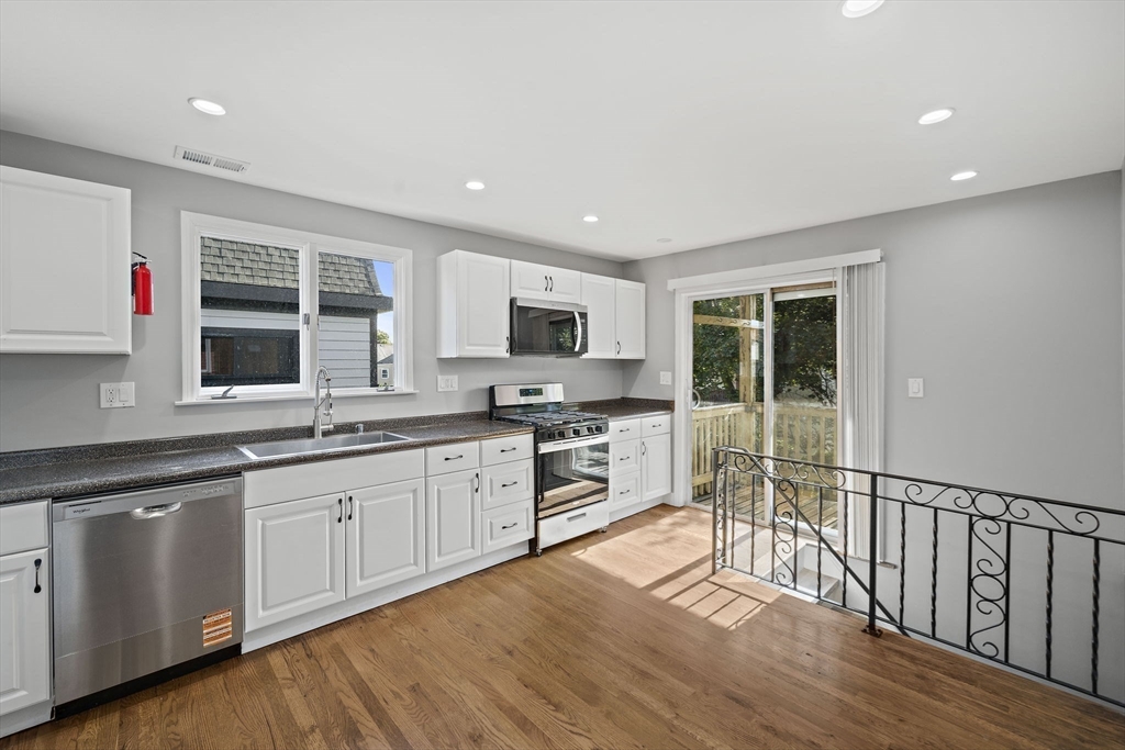 38-40 Governor Winthrop Rd