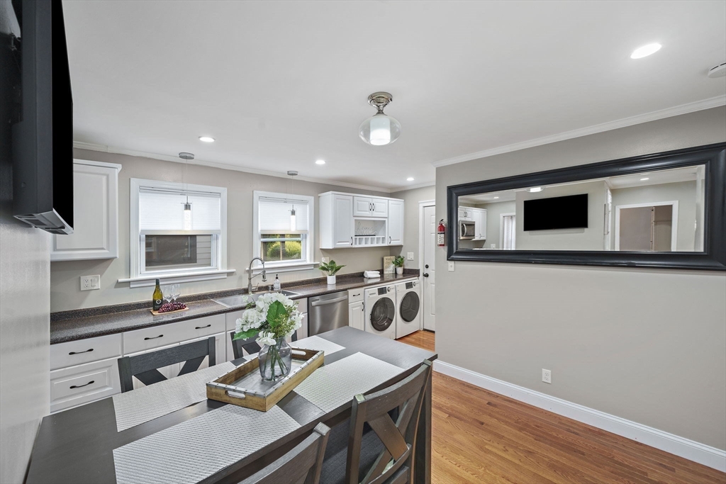 38-40 Governor Winthrop Rd