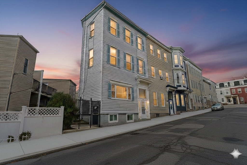 13 Knowlton Street