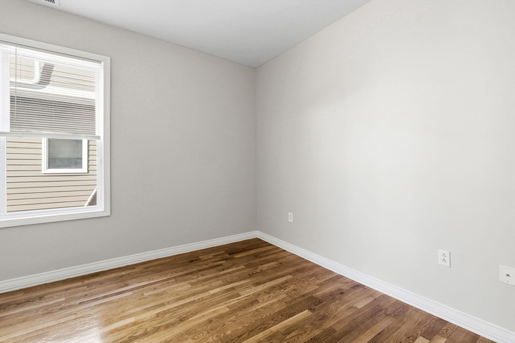 23 Trident Ave # 1