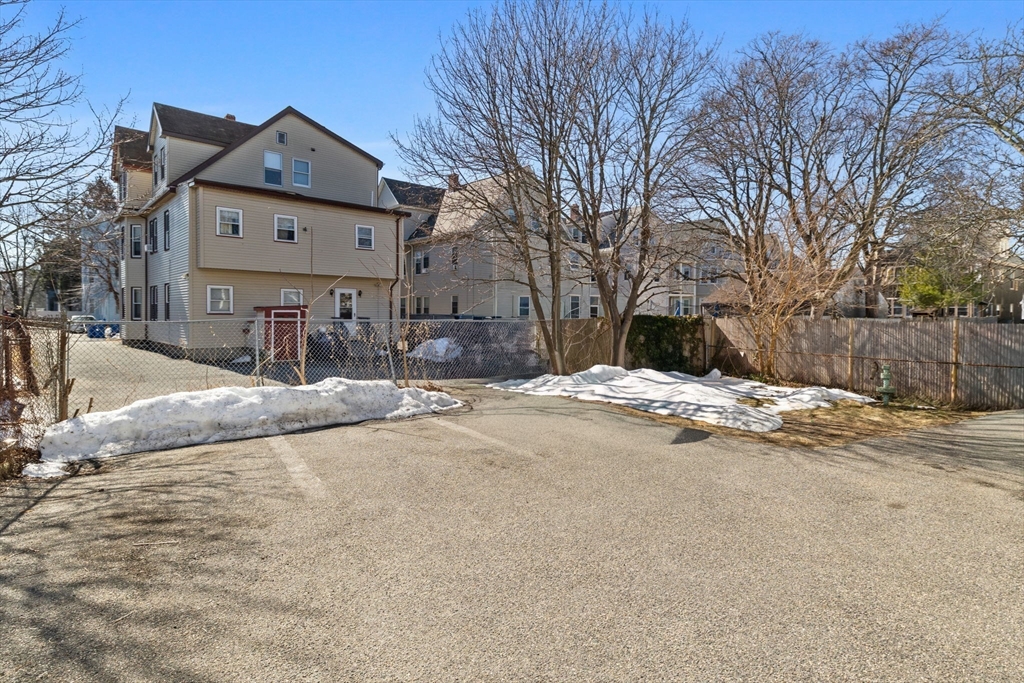 23 Trident Ave # 1