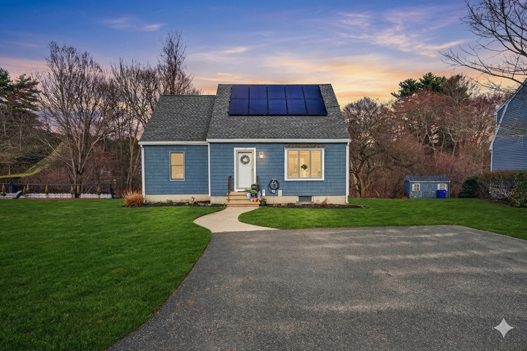 16 Andrews Farm Rd