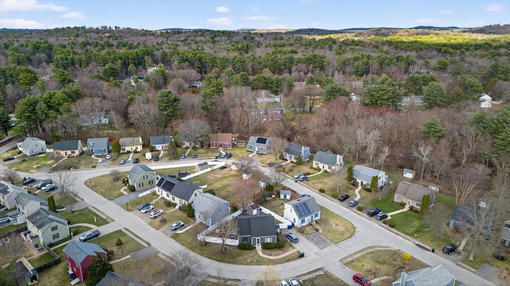 16 Andrews Farm Rd