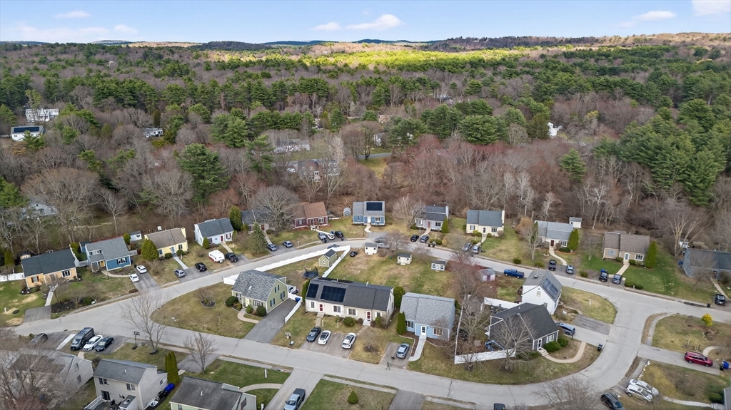 16 Andrews Farm Rd