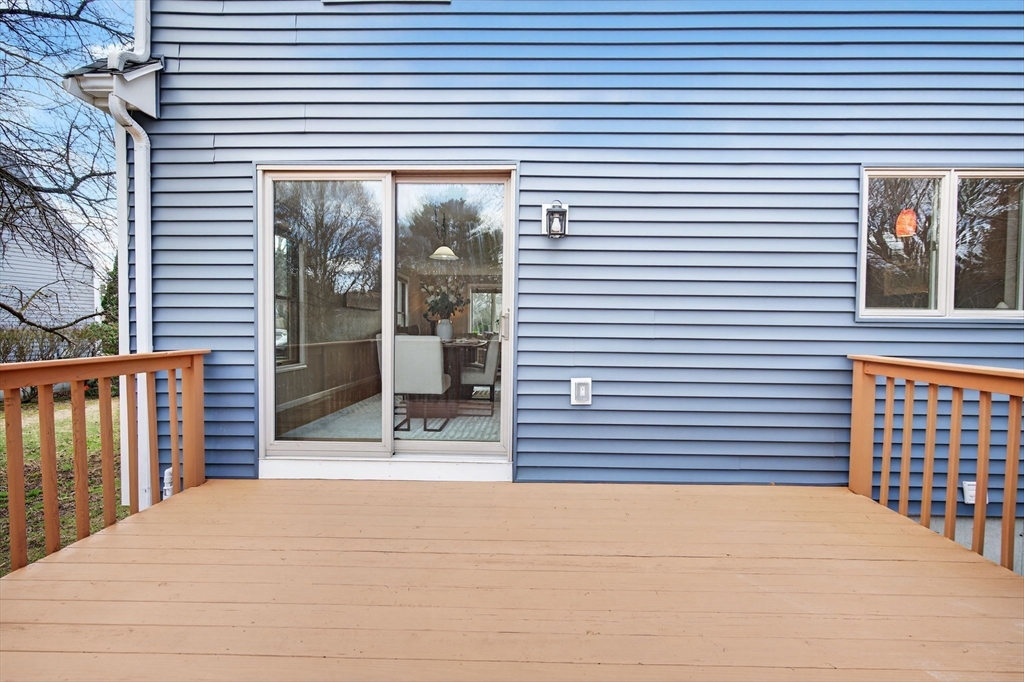 16 Andrews Farm Rd