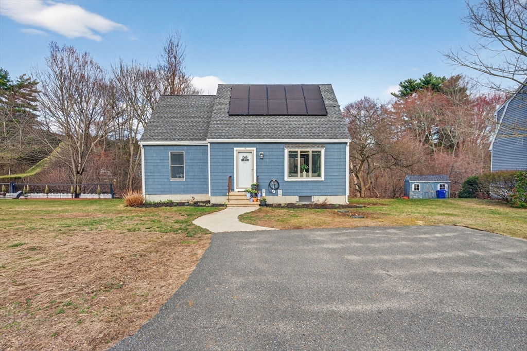 16 Andrews Farm Rd
