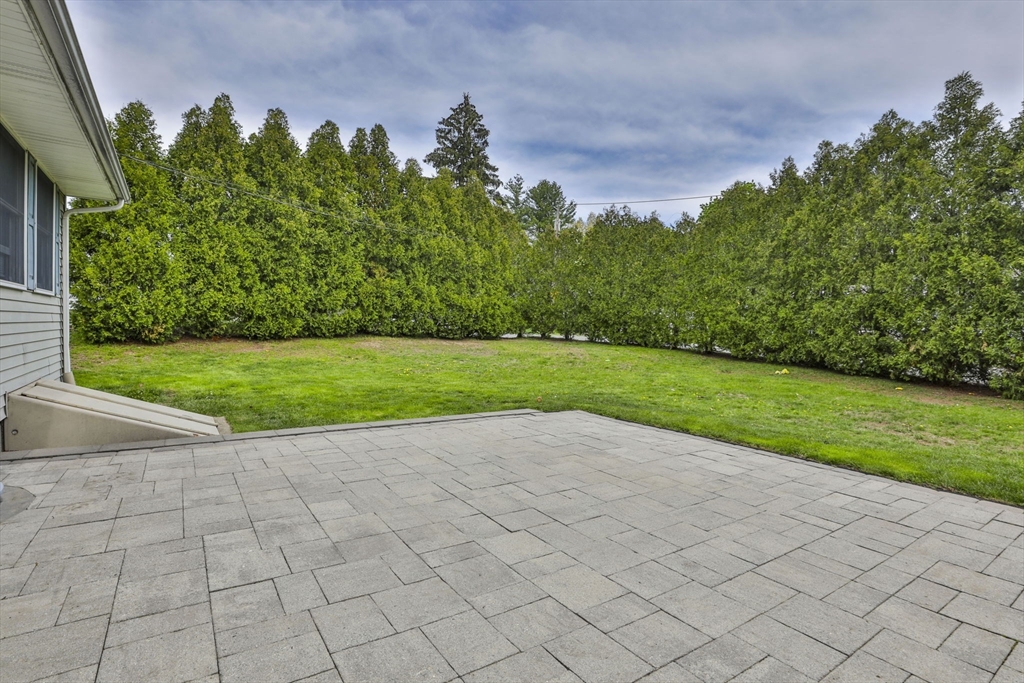 6 Phaneuf St