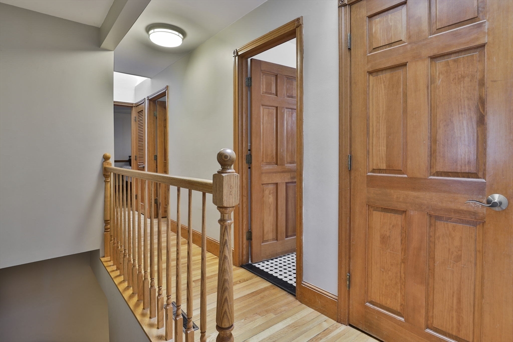 6 Phaneuf St