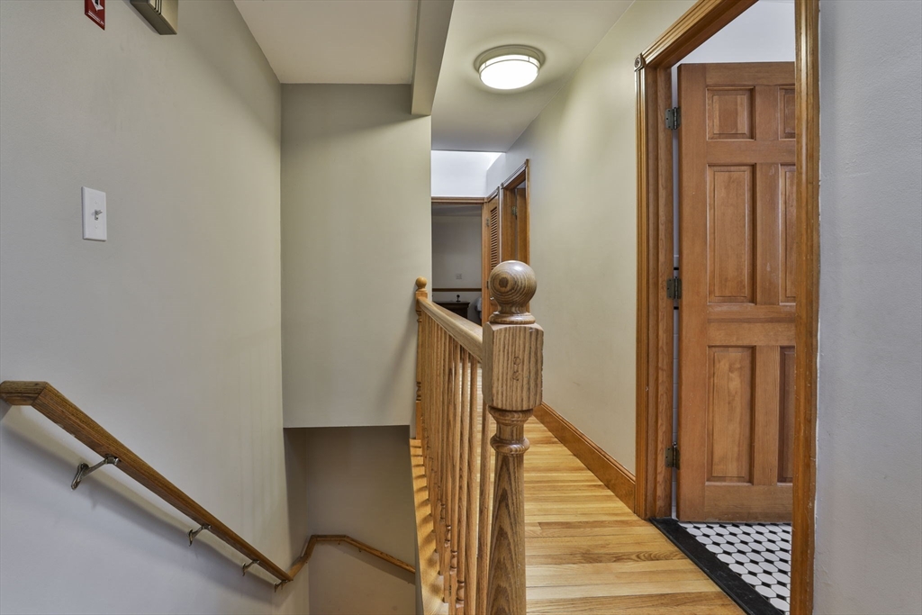6 Phaneuf St