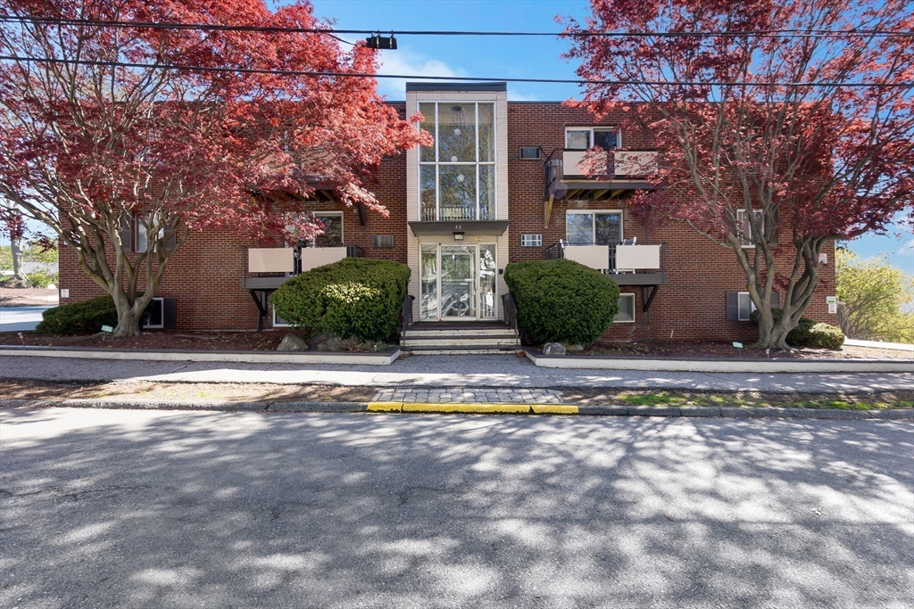 48 N Emerson St # 1