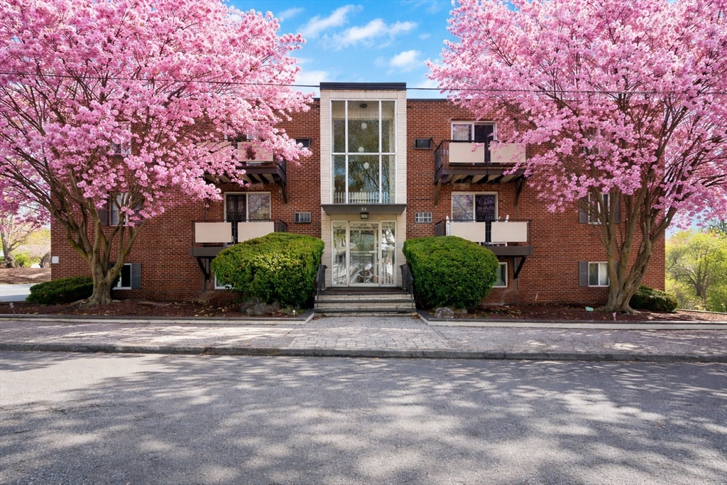 48 N Emerson St # 1