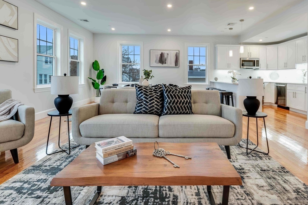 79 Temple St # 2