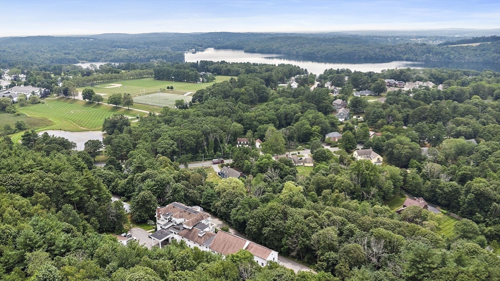 1401 Great Pond Road # 8