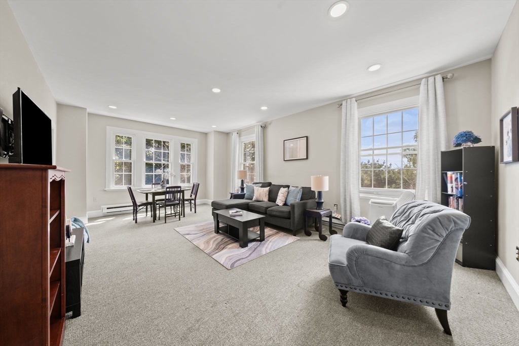 1401 Great Pond Road # 8