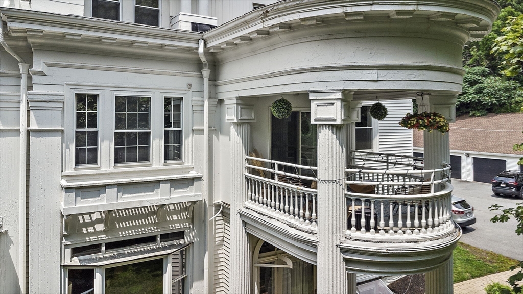 1401 Great Pond Road # 8