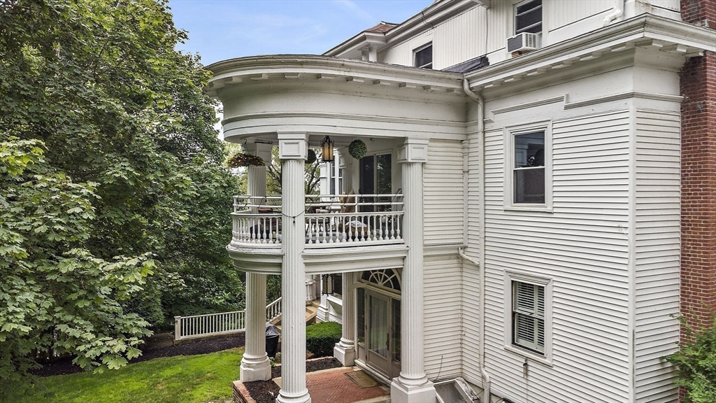 1401 Great Pond Road # 8