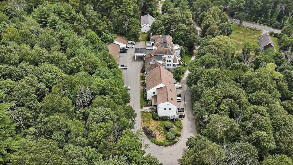 1401 Great Pond Road # 8