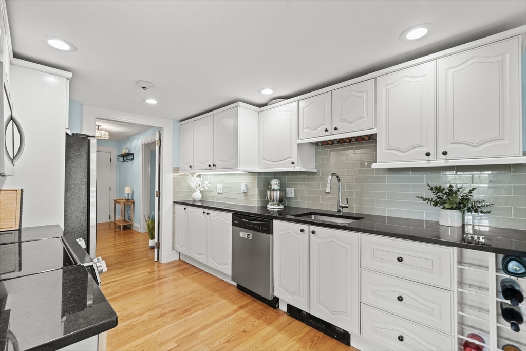1401 Great Pond Road # 8
