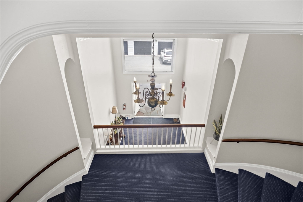 1401 Great Pond Road # 8