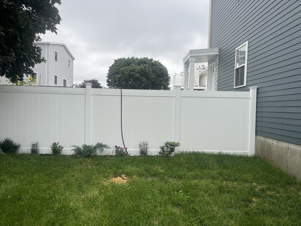 59 Larkin St # 1