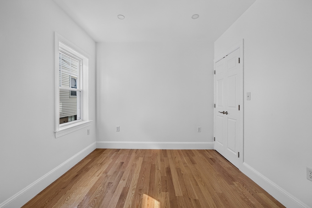 59 Larkin St # 1