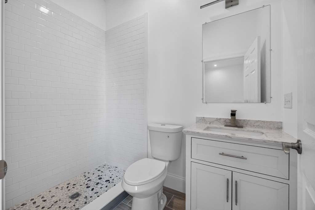 59 Larkin St # 1