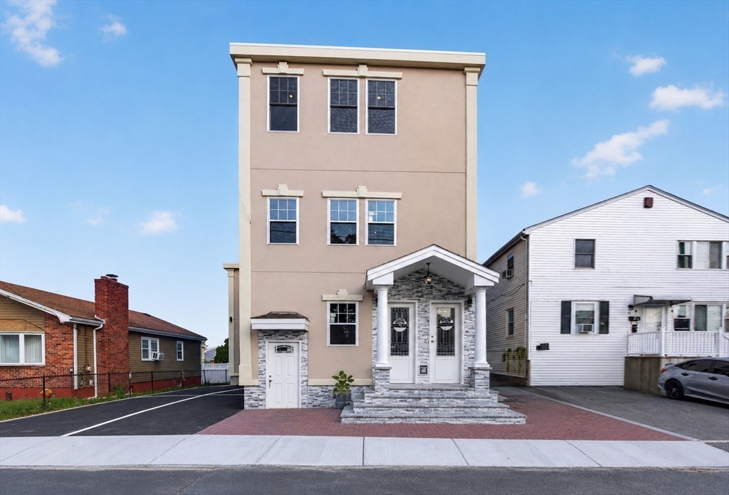 59 Larkin St # 1