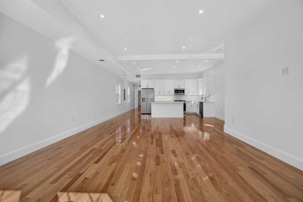 59 Larkin St # 1