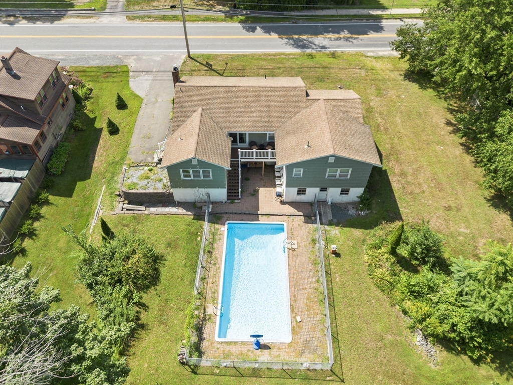 76 Central St
