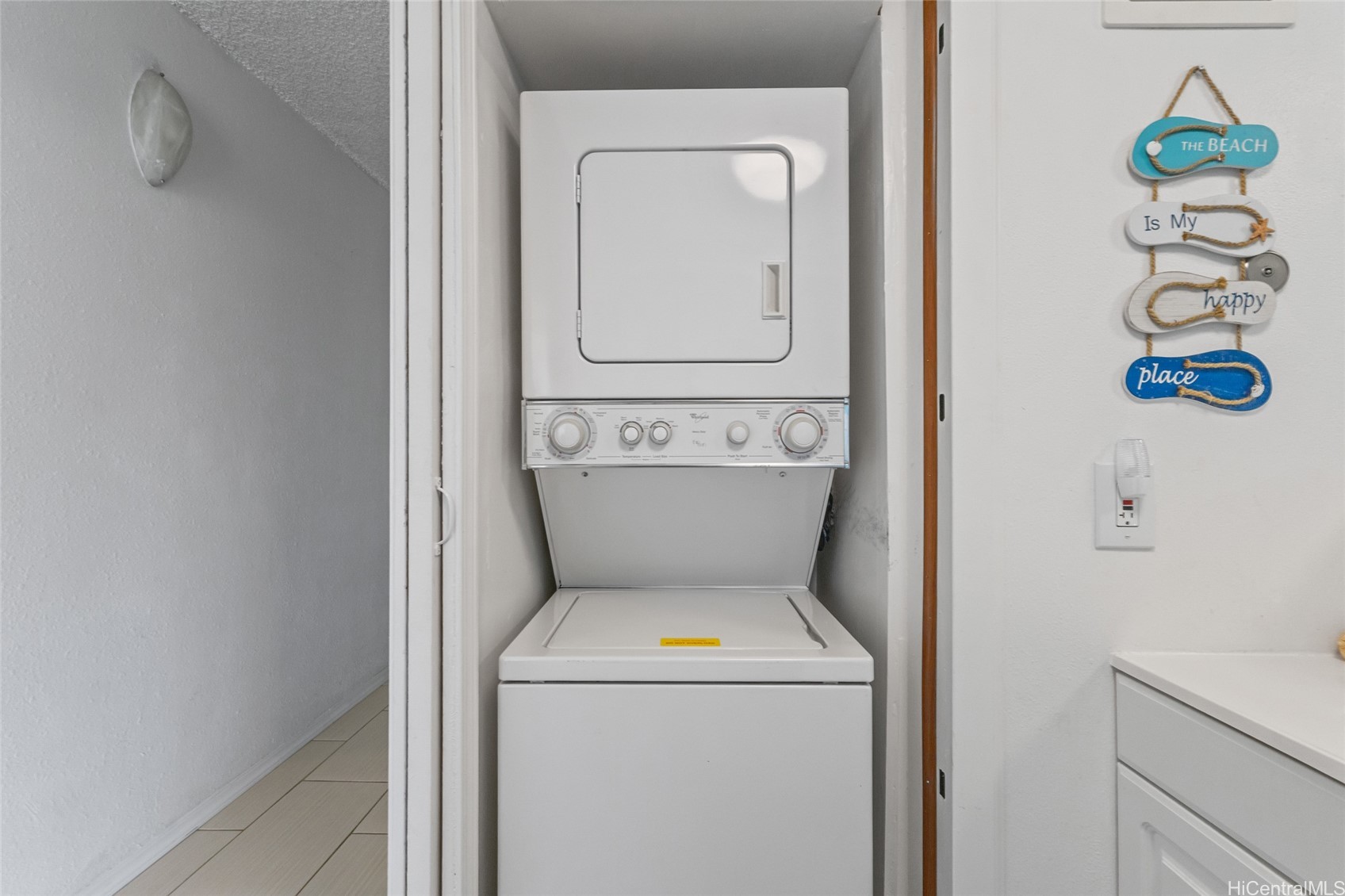 2092 Kuhio Avenue 804