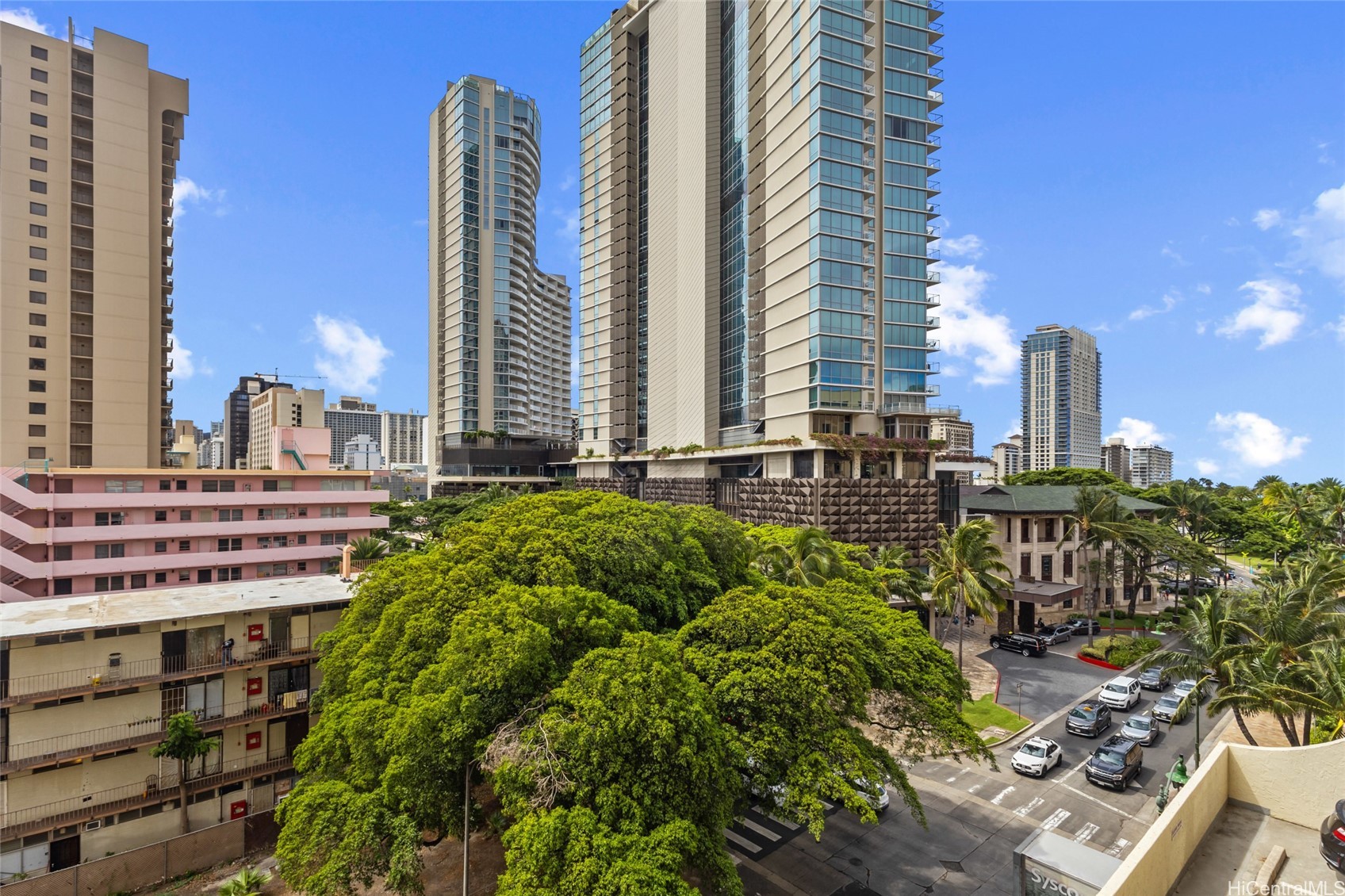 2092 Kuhio Avenue 804