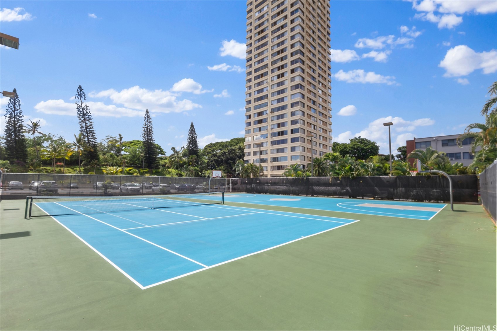 1060 Kamehameha Highway 806B