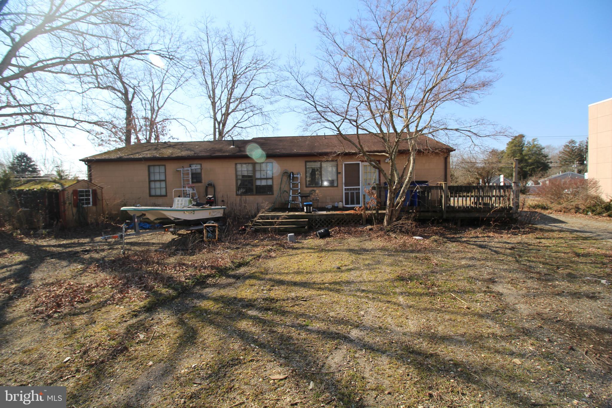 317 E Jimmie Leeds Rd