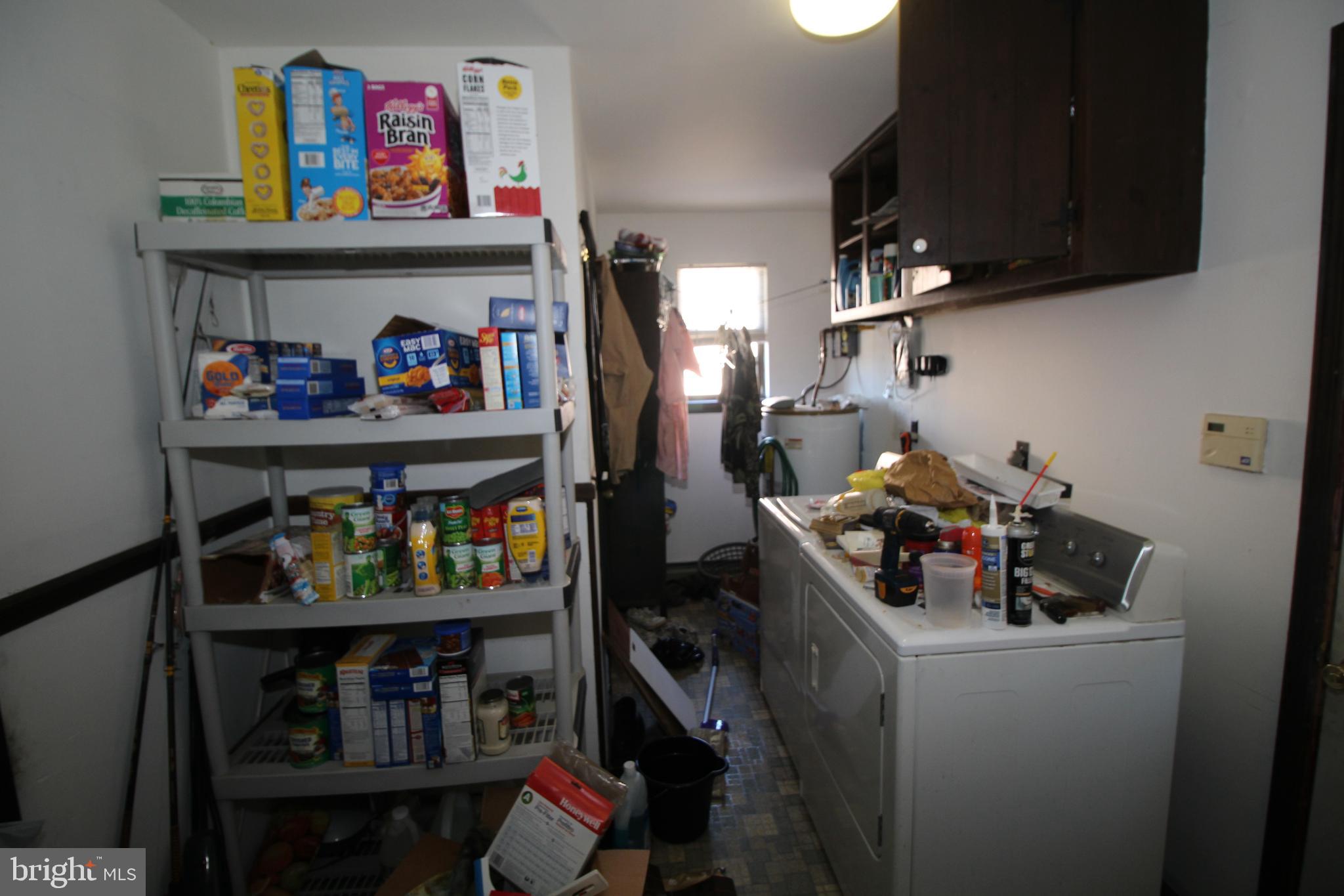 317 E Jimmie Leeds Rd