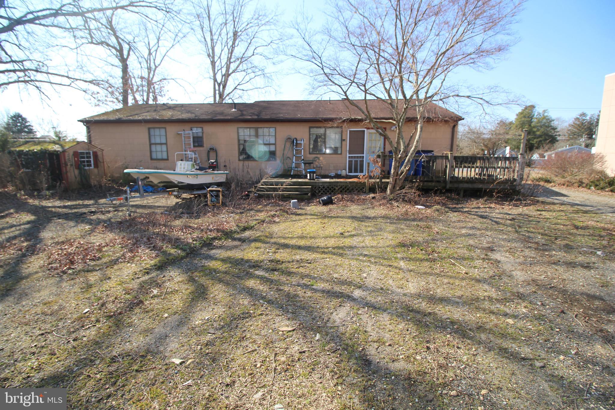 317 E Jimmie Leeds Rd