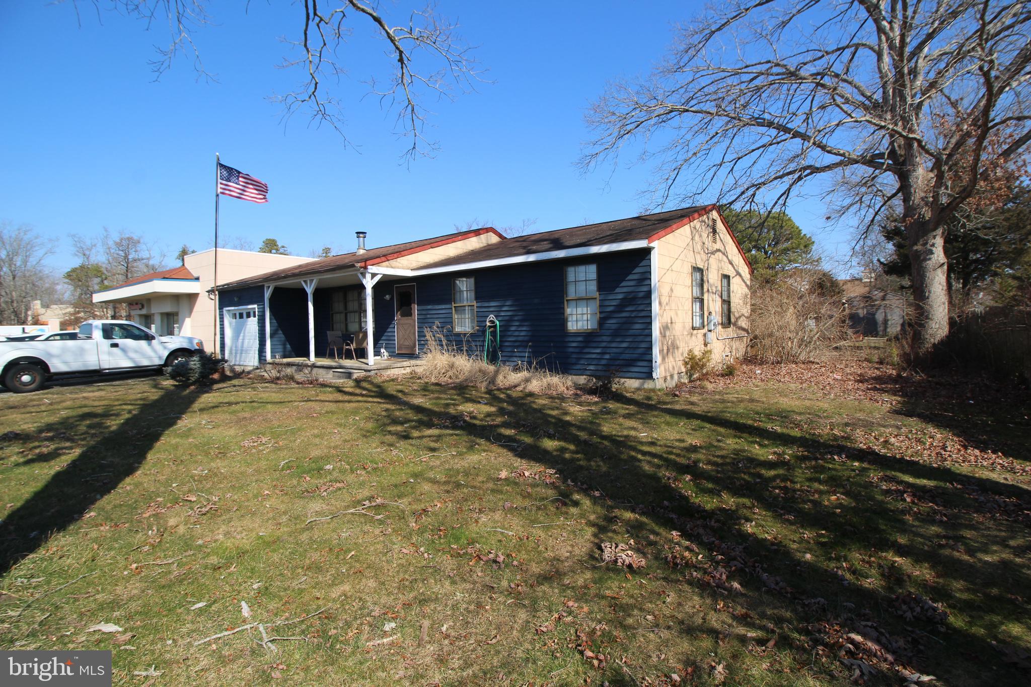 317 E Jimmie Leeds Rd