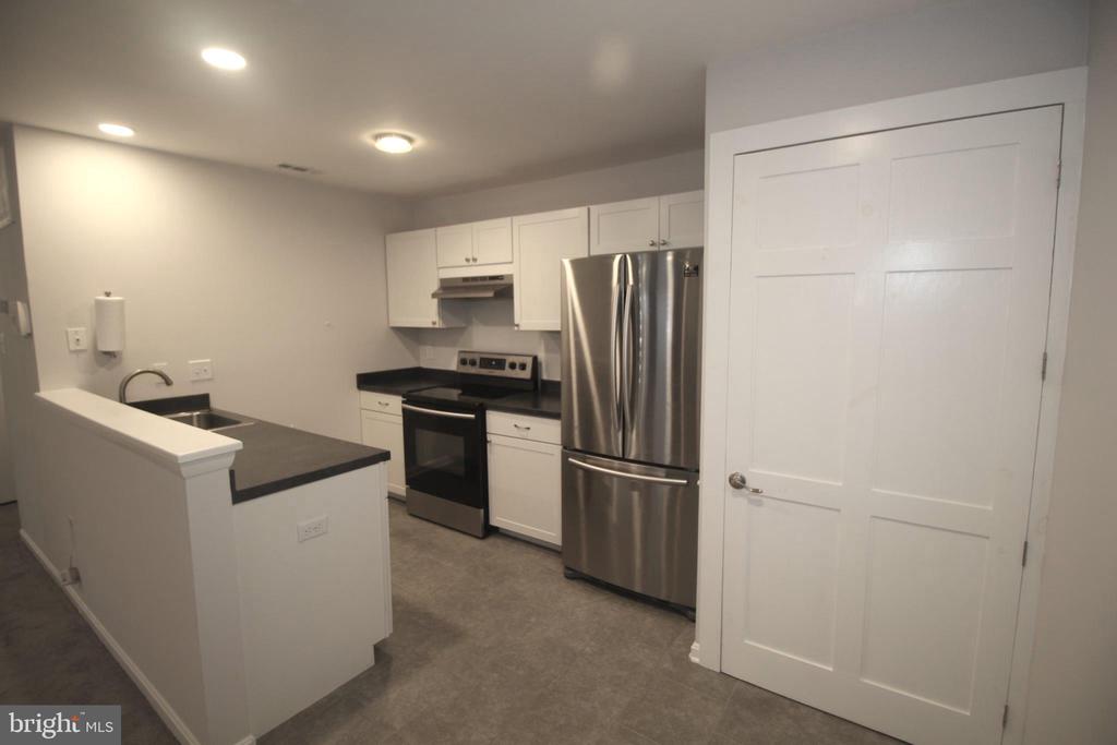 213 MEADOW RIDGE ROAD Unit: BUILDING 7, UNIT 2