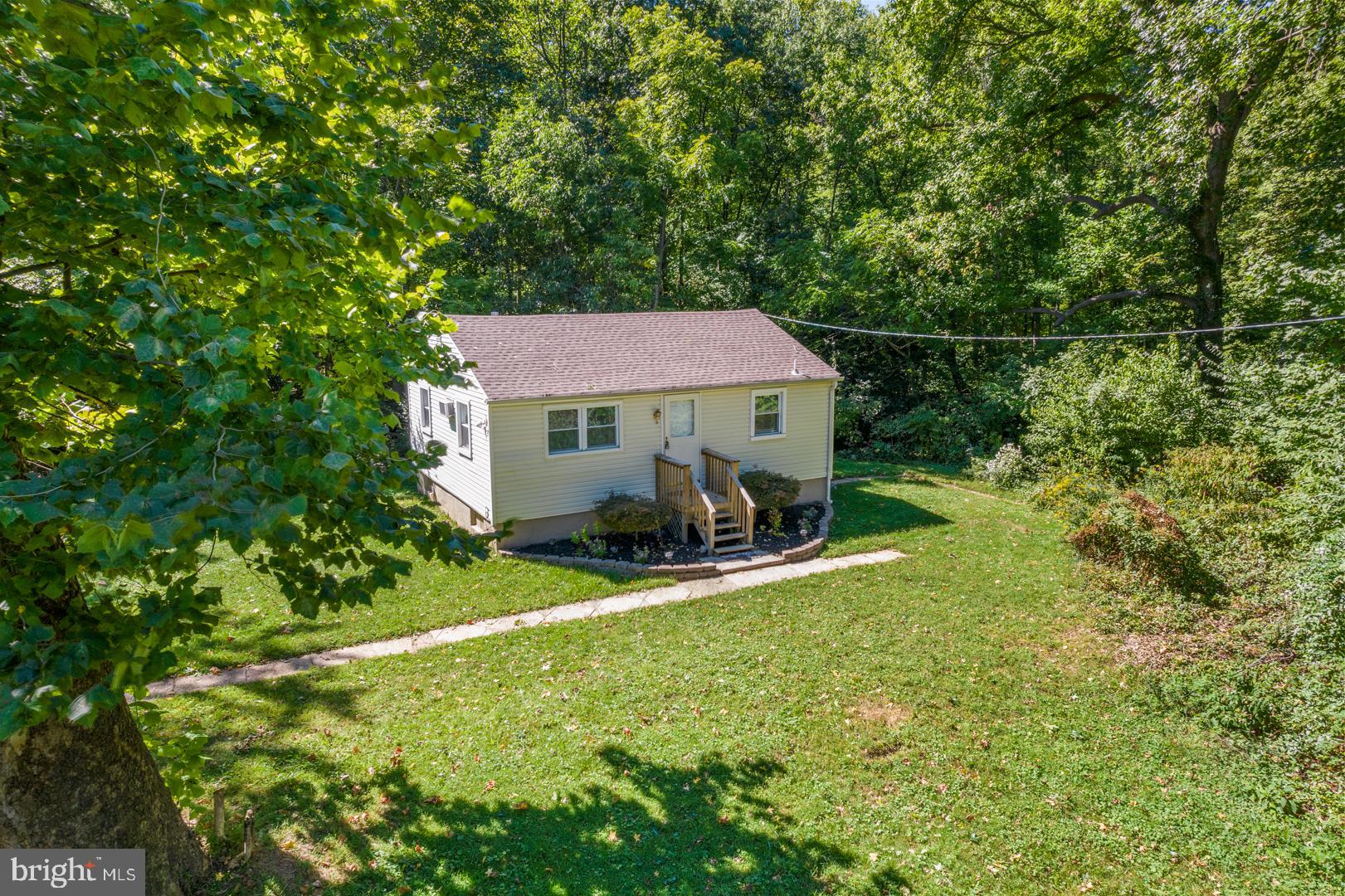 2608 Mt Holly