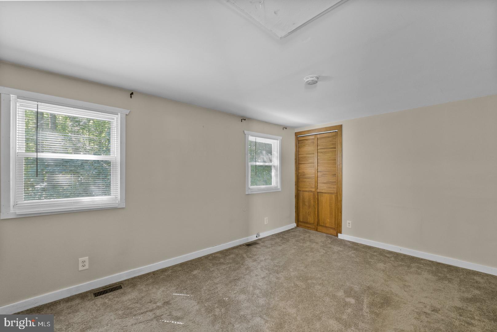 2608 Mt Holly