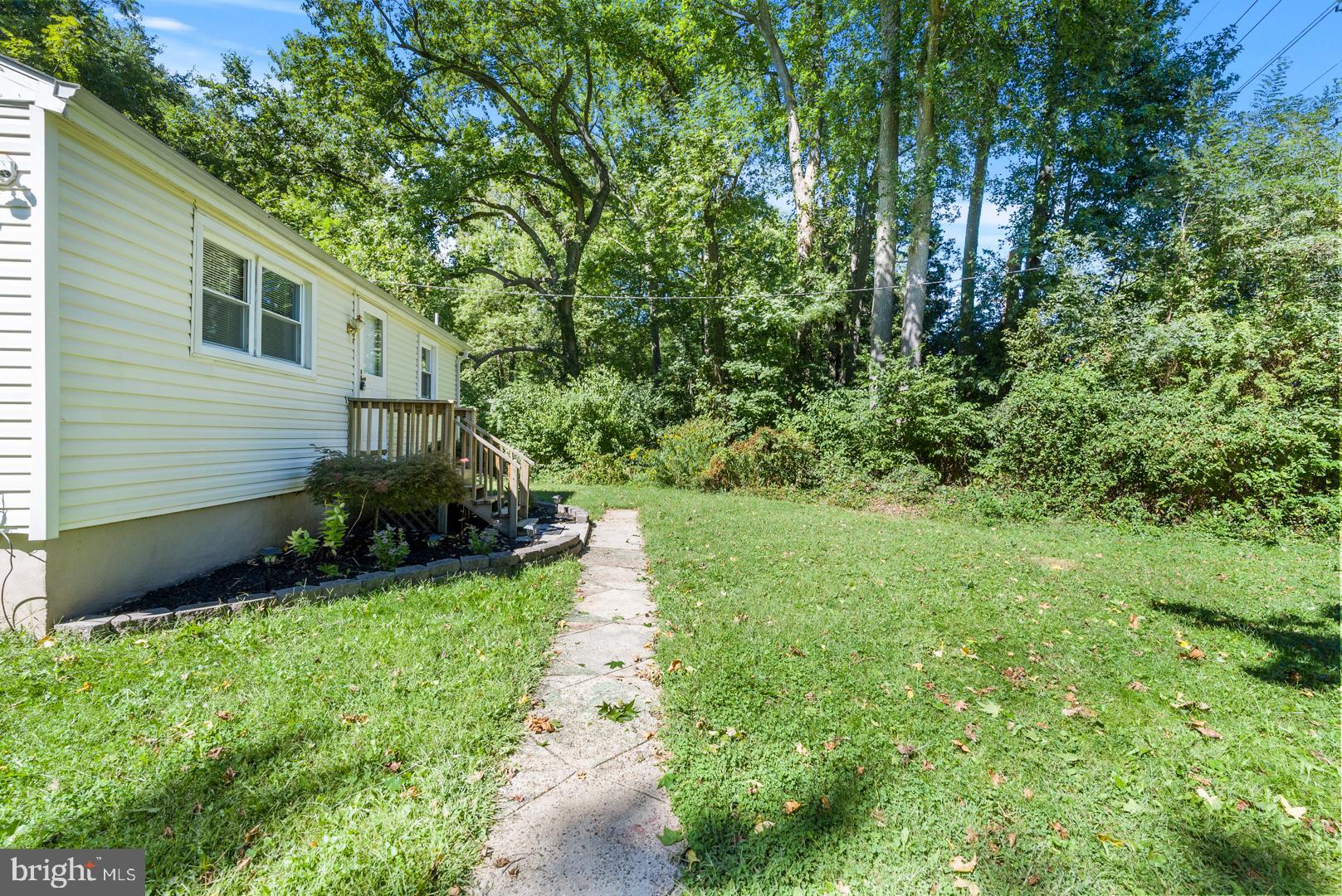 2608 Mt Holly