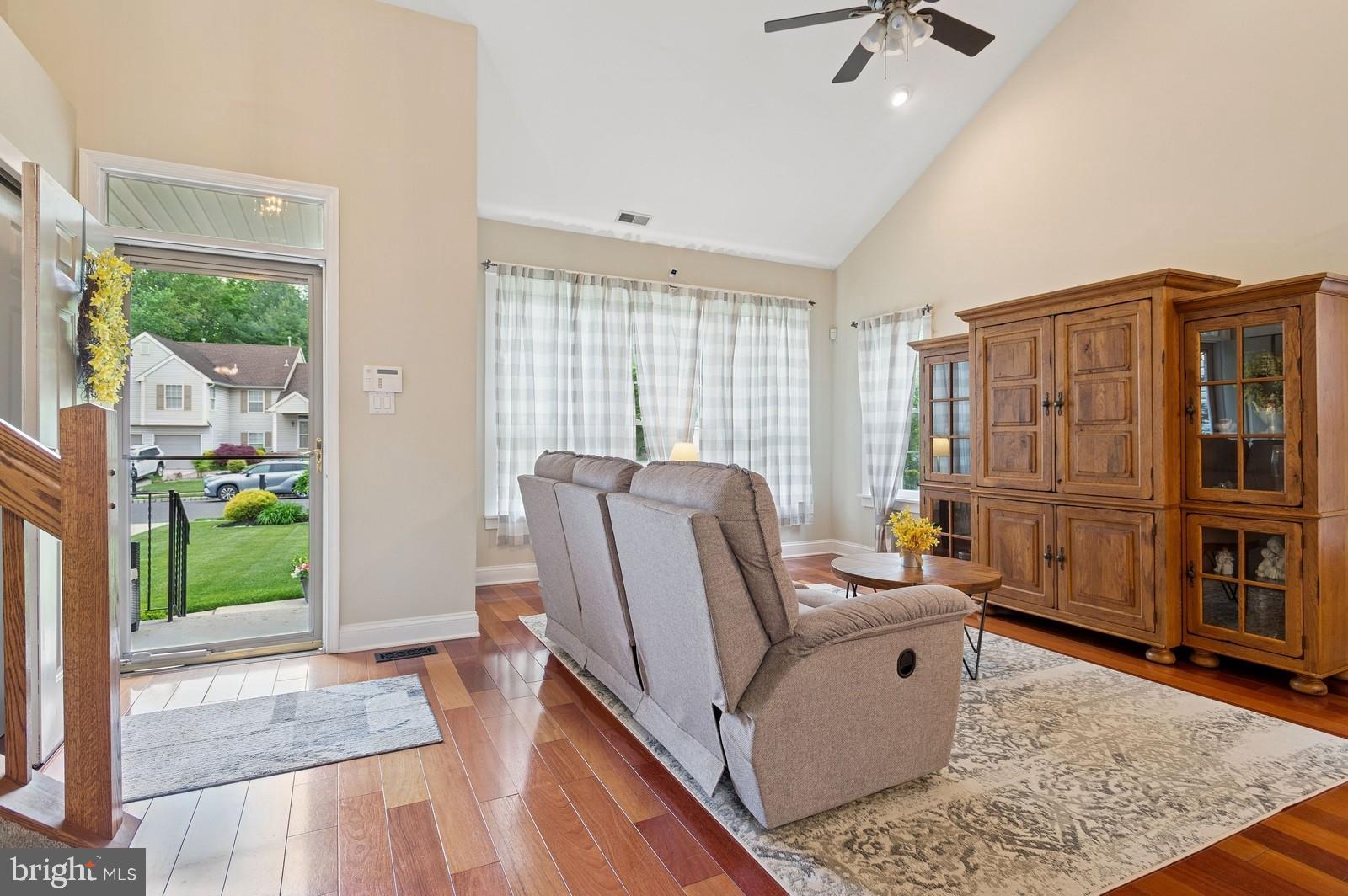 13 Warrington Ct