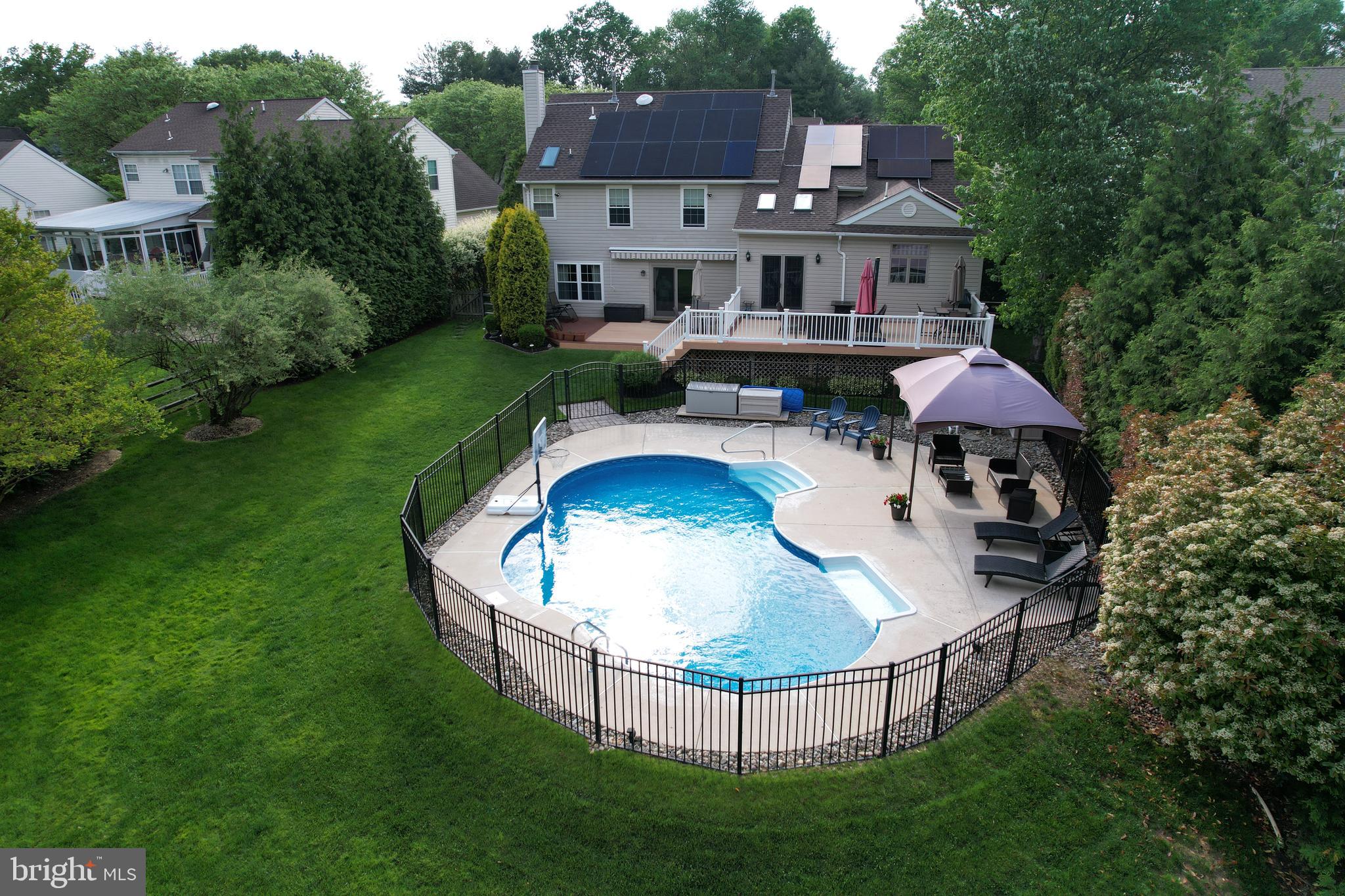 13 Warrington Ct