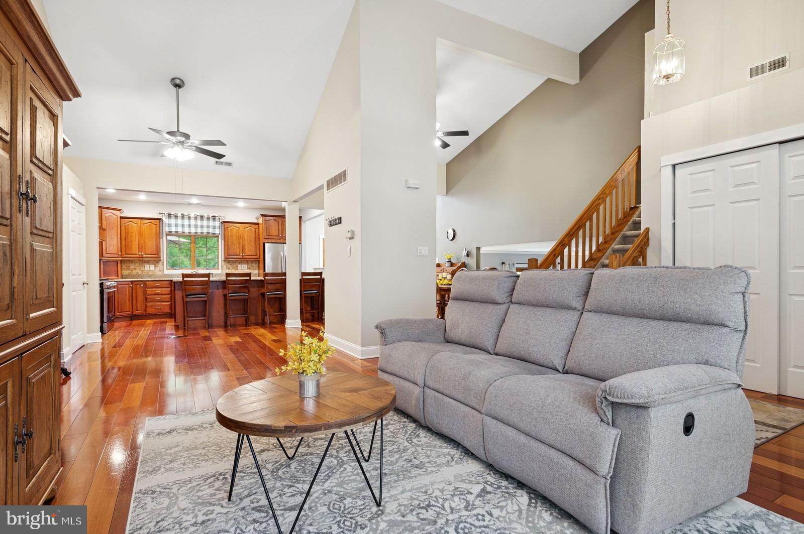 13 Warrington Ct
