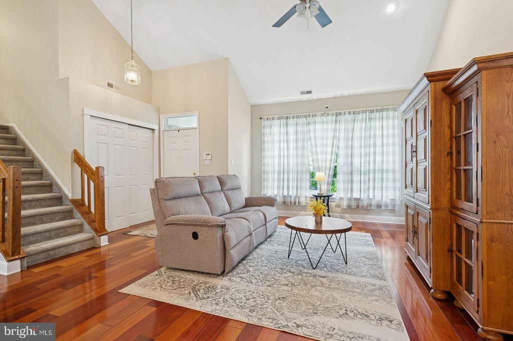 13 Warrington Ct