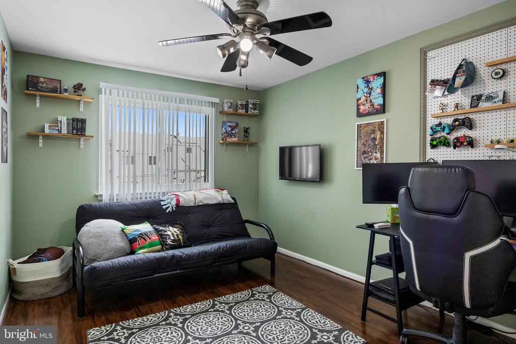 7 MARJORAM DRIVE